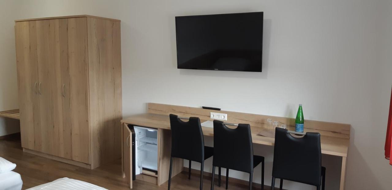 Hotel Rimo Ort im Innkreis Екстер'єр фото