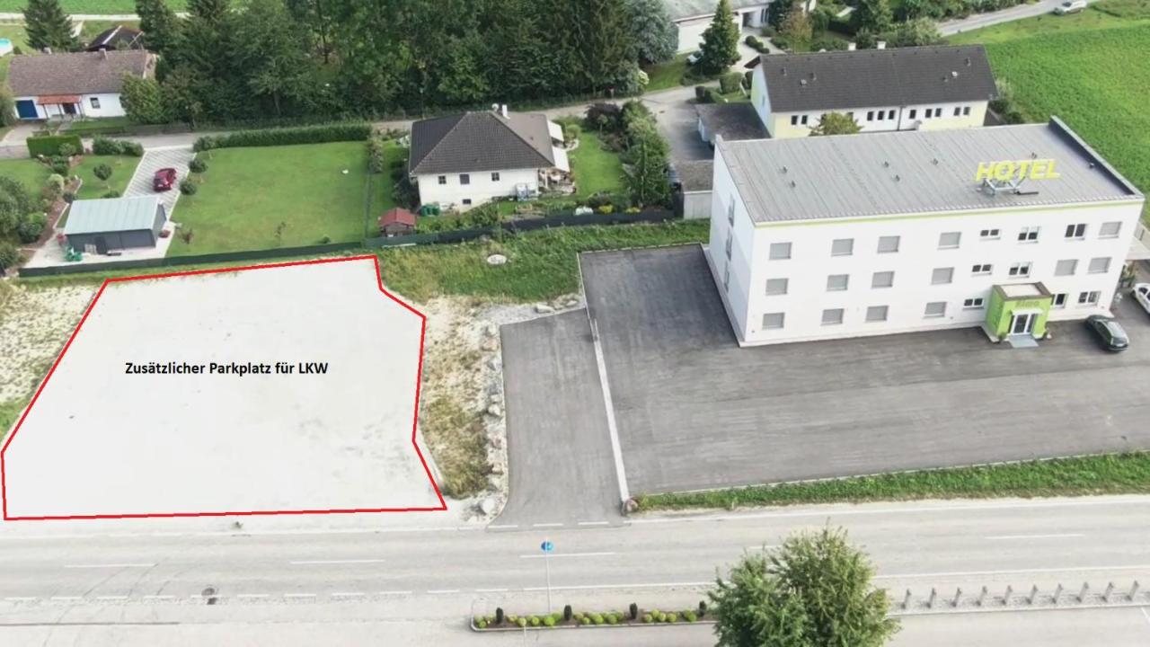 Hotel Rimo Ort im Innkreis Екстер'єр фото